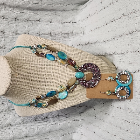 Jules Jewelry Jules Turquoise Chunky Shell Hammered Metal Jewelry